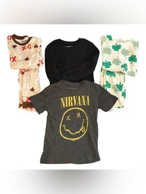 Kids lot of 4t clothes and PJs.
